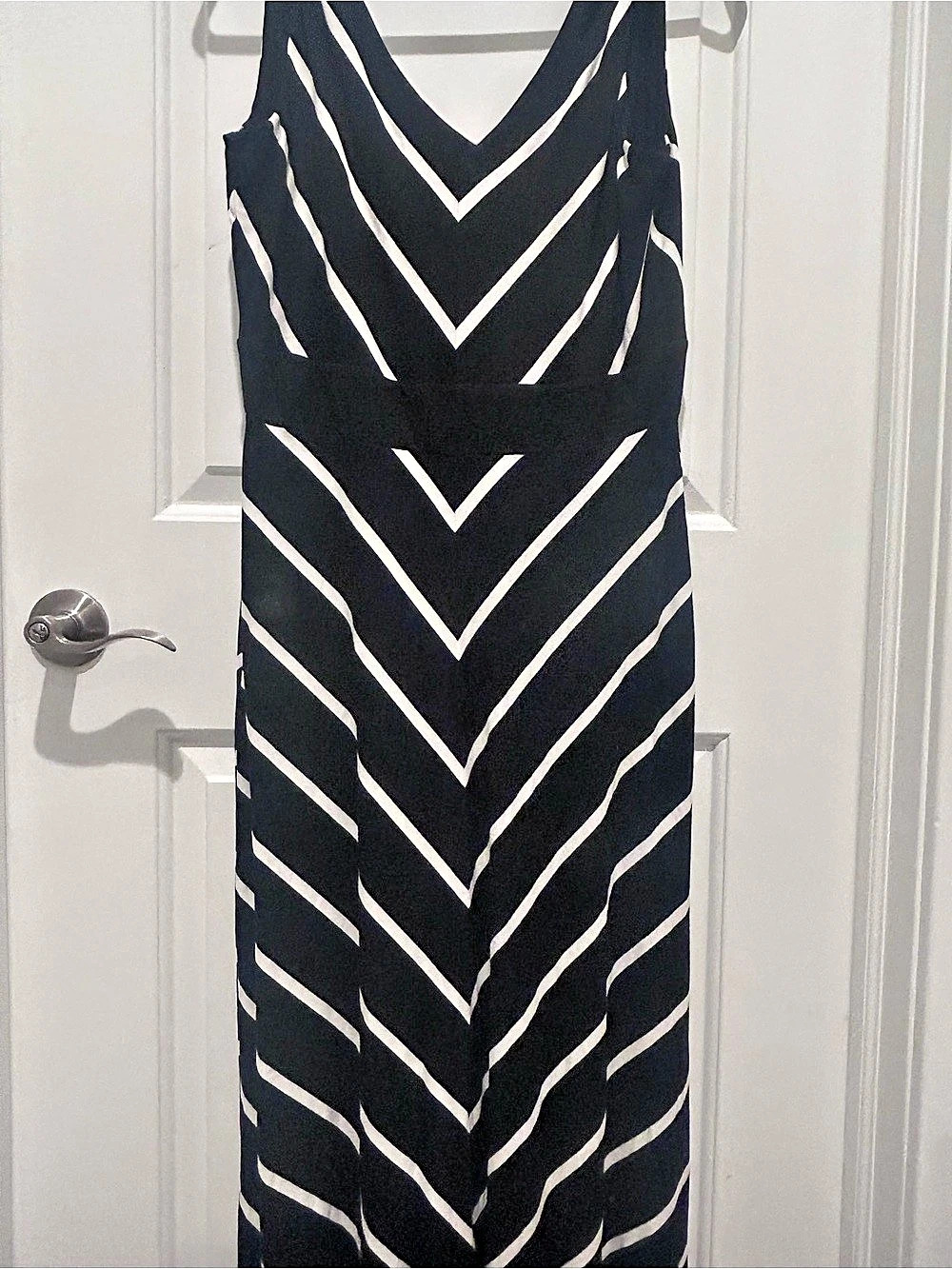 White House Black Market Chevron Striped Maxi Dress Black & White Large